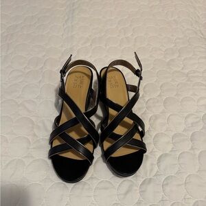 Naturalizer Women's Black Strappy Sandals